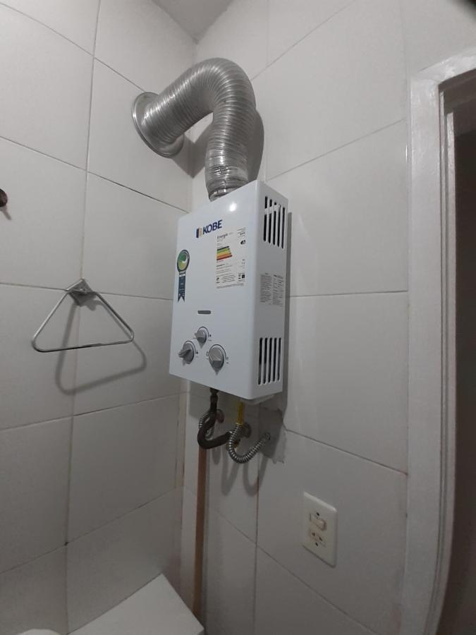 MARAVILHOSO QUARTO E SALA até 4 PESSOAS NO LEBLON na Av ATAULFO DE PAIVA Rio de Janeiro
