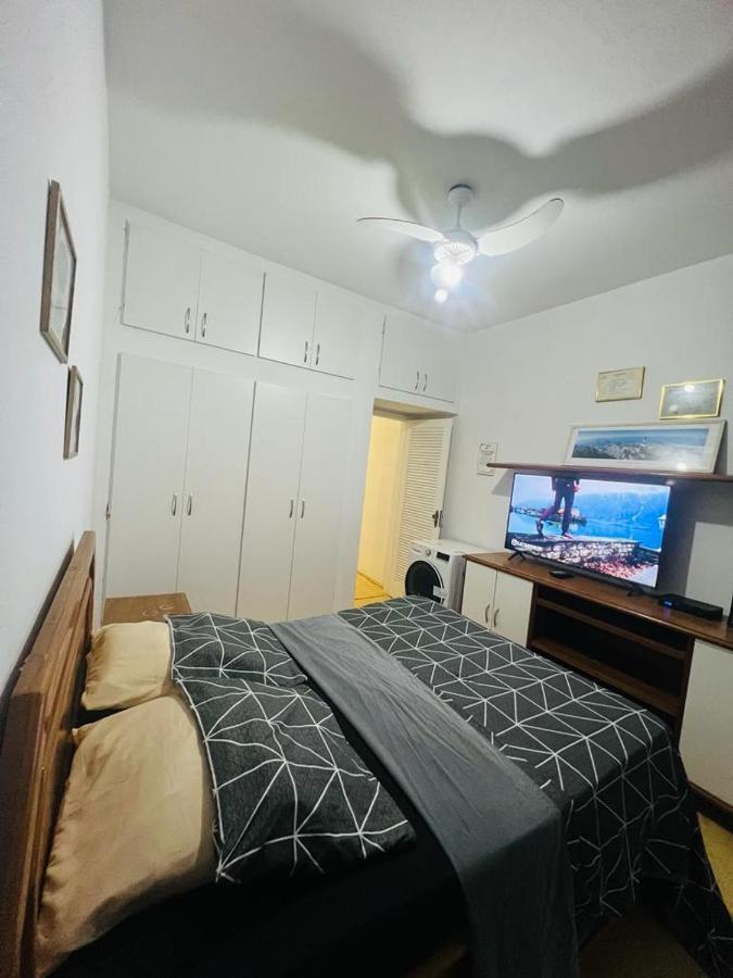 Appartement MARAVILHOSO QUARTO E SALA até 4 PESSOAS NO LEBLON na Av ATAULFO DE PAIVA *