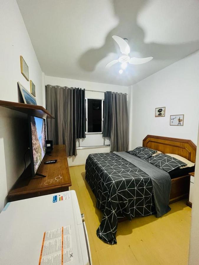 MARAVILHOSO QUARTO E SALA até 4 PESSOAS NO LEBLON na Av ATAULFO DE PAIVA Appartement *